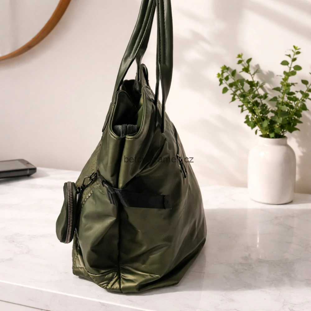 Kabelka Turbo bags s kapsičkou - zelená